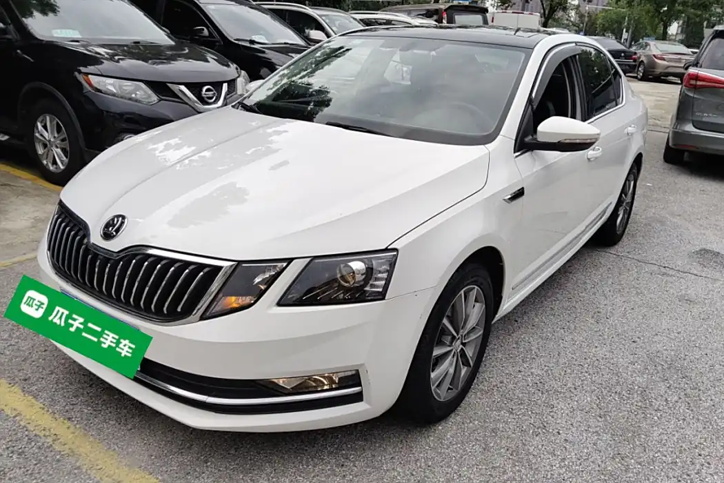 Skoda Octavia 2020 1.5L Automatic Smart Travel Deluxe Edition