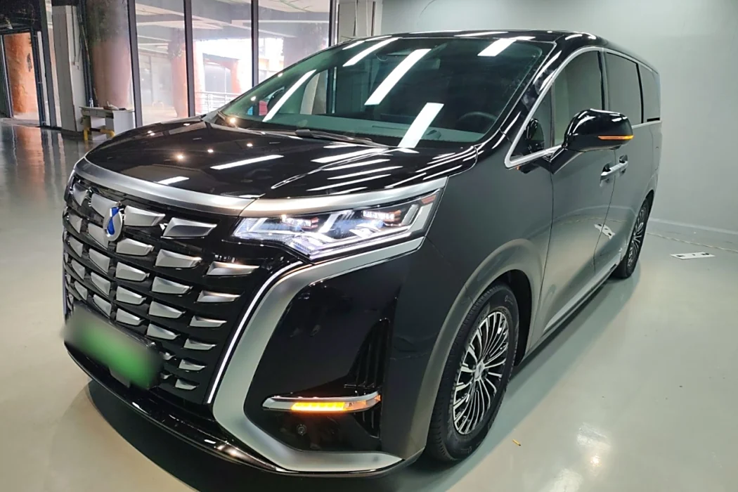 Denza D9 2024 DM-i 980 four-wheel drive premium type