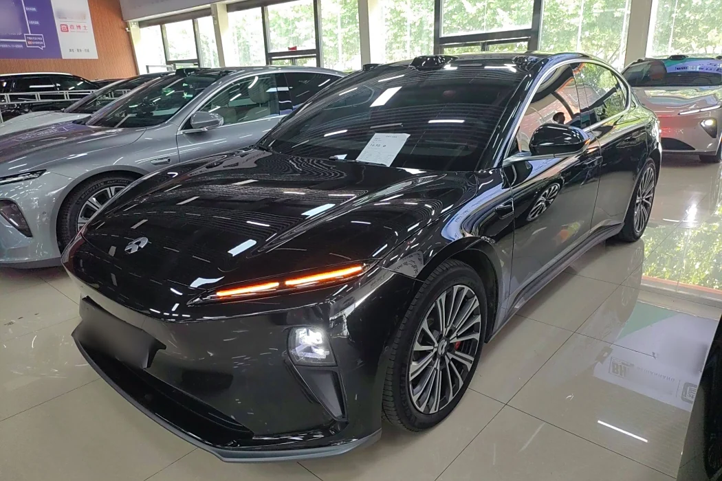 Azera ET5 2022 75kWh