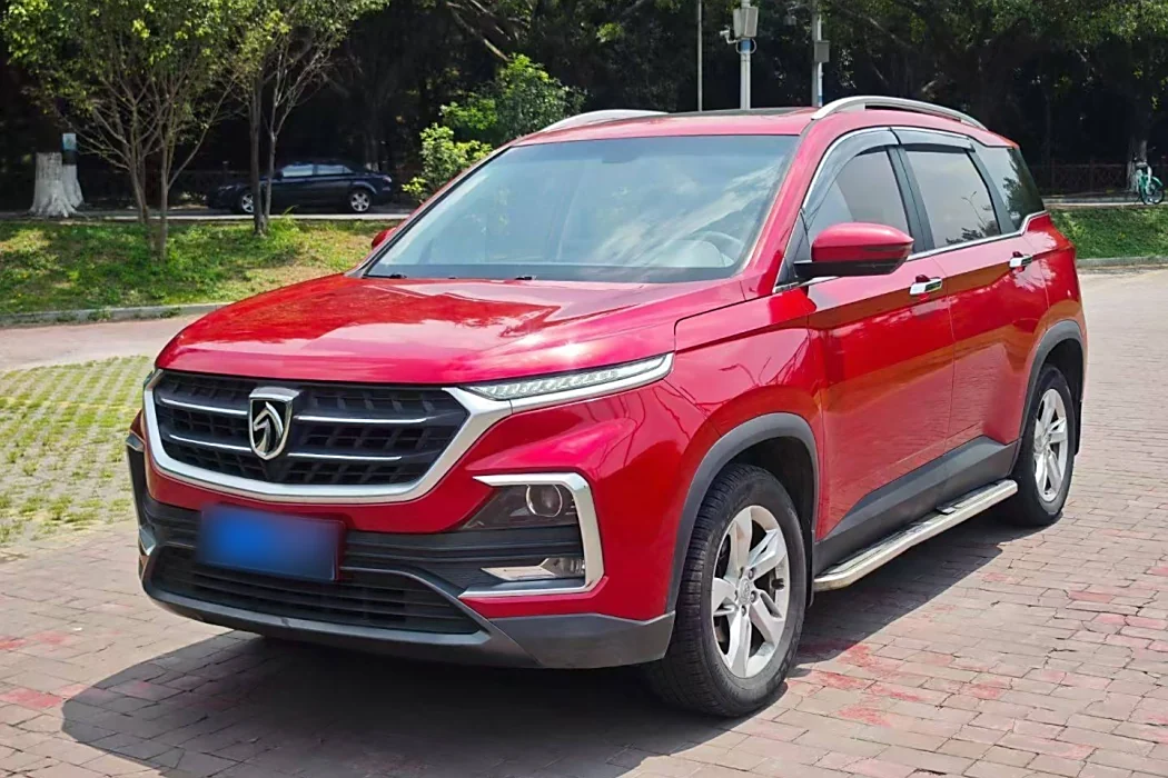 Baojun 530 2018 1.8L automatic luxury National V