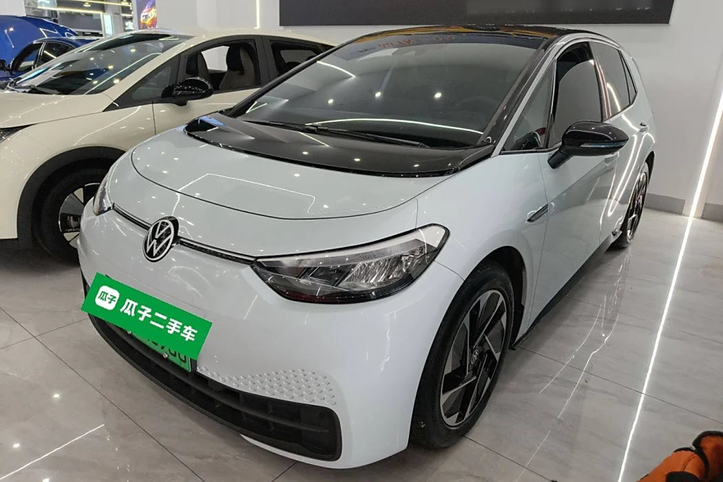 Volkswagen ID.3 2023 upgraded Pure Smart Edition