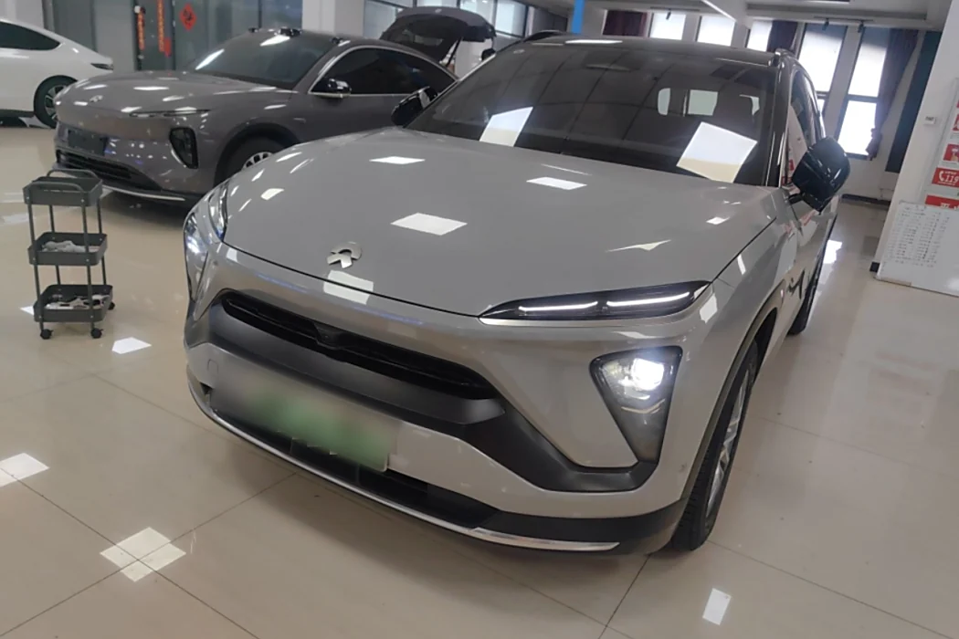 Azera ES6 2020 600KM Sport Edition
