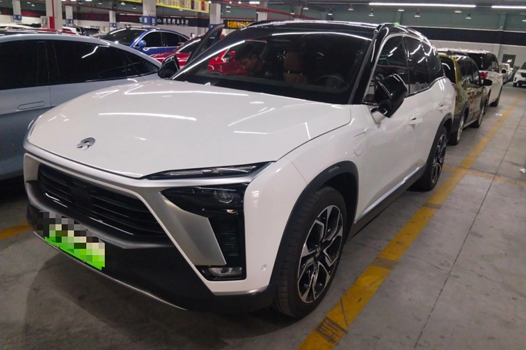 Nio ES8 2020 580KM six-seater version