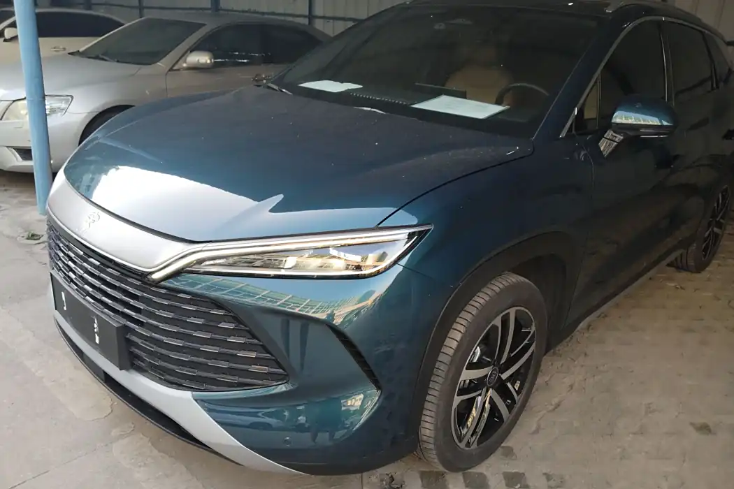 BYD Song L DM-i 2024 112km transcendent type