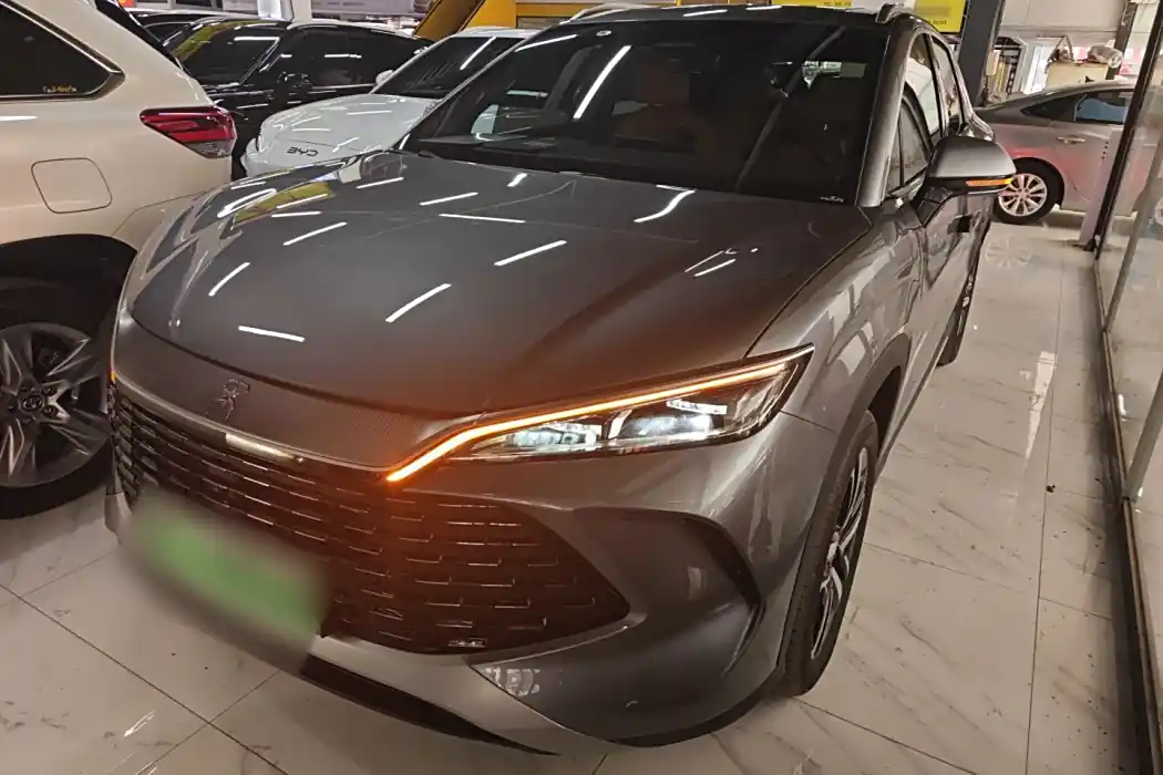 BYD Song L DM-i 2024 112km transcendent type