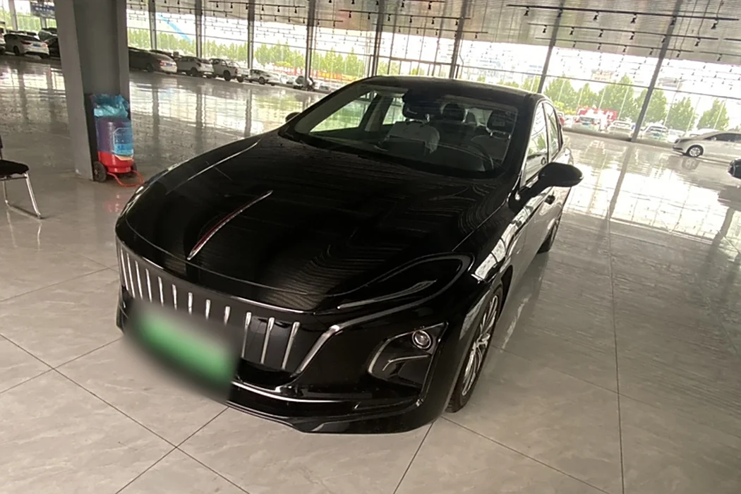 Hongqi E-QM5 2024 500km travel version