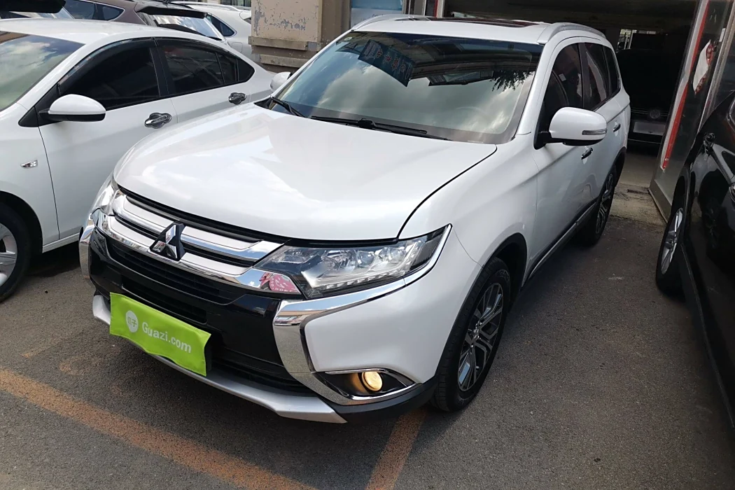 Mitsubishi Outlander 2018 2.4L four-wheel drive Elite Edition 5-seater