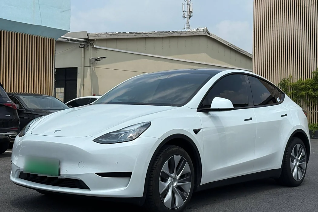 Tesla Model Y 2022 Modified Rear-Wheel Drive