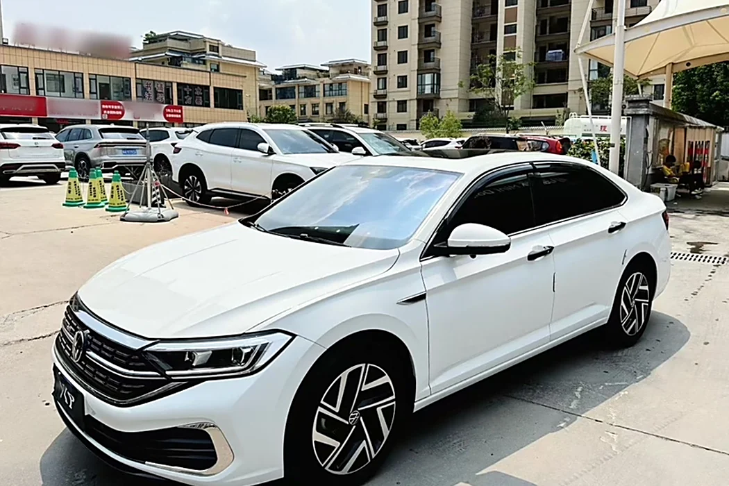 Volkswagen Sagitar 2023 300TSI DSG Beyond Edition