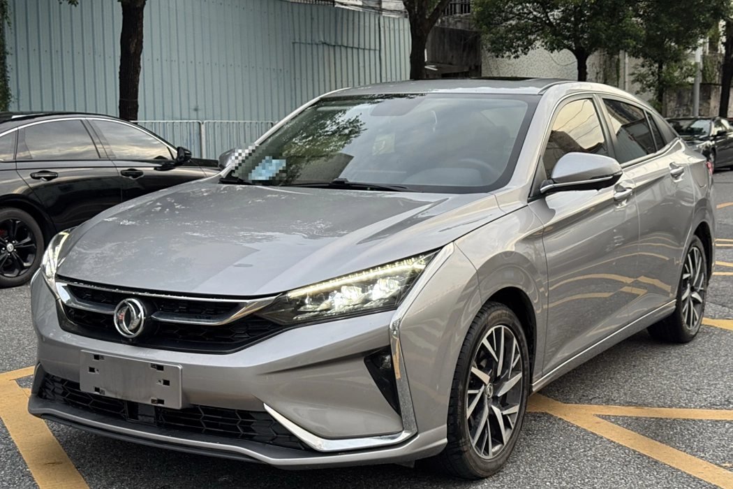 Dongfeng Fengshen Yixuan 2020 230T Automatic Cool Version