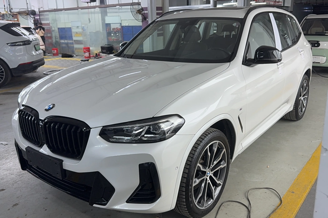 BMW X3 2023 xDrive30i Lead M Obsidian Package