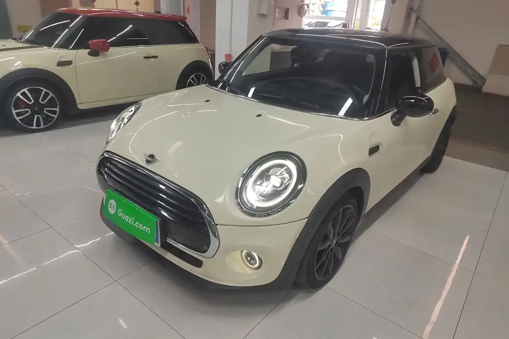 MINI 2021 model 1.5T COOPER artist