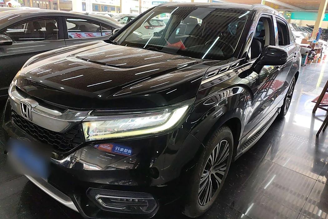 Honda Crown Road 2017 370TURBO Four-wheel drive Exclusive Edition