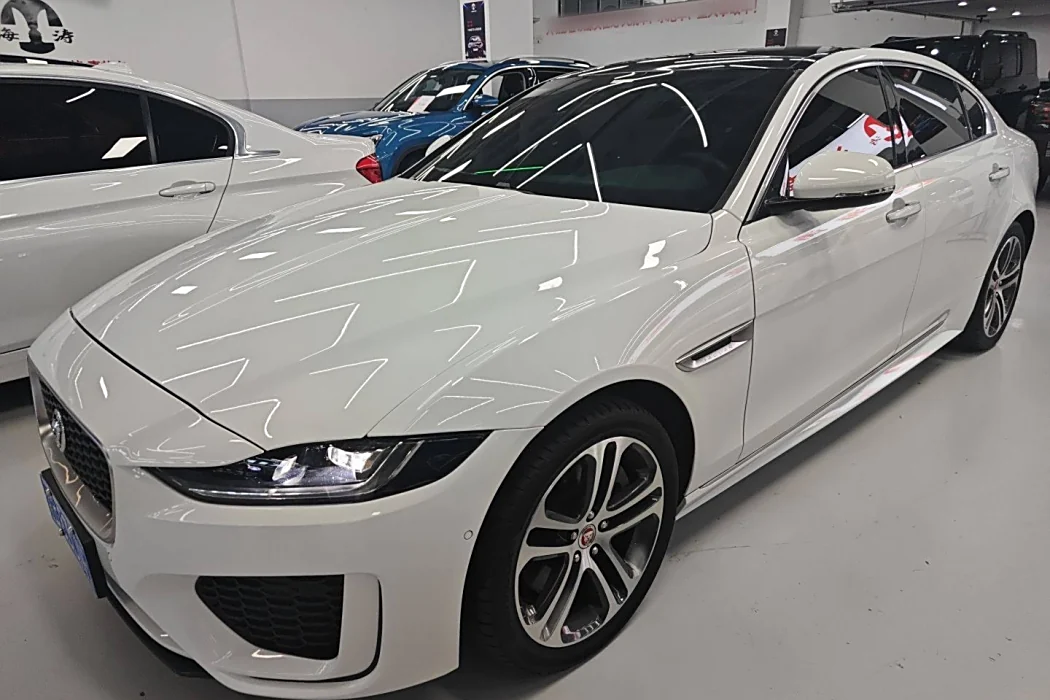 Jaguar XEL 2020 2.0T 200PS R-DYNAMIC S Aggressive Sport