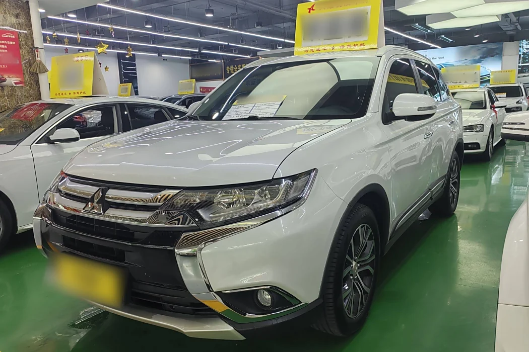 Mitsubishi Outlander 2018 2.4L four-wheel drive Elite Edition 5-seater