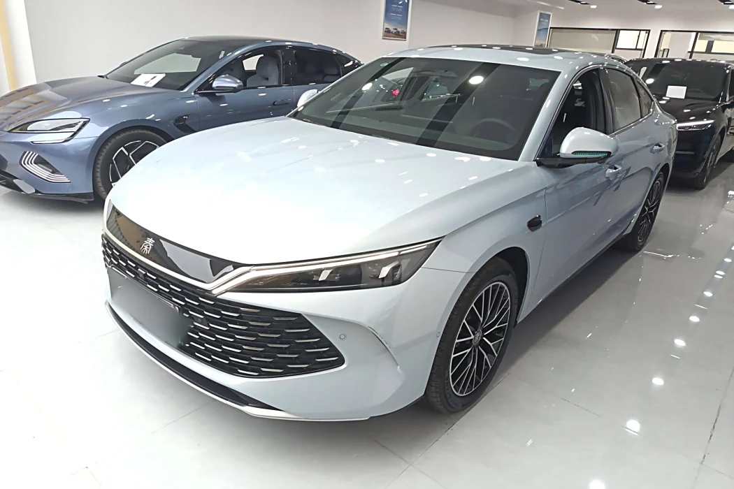 BYD Qin L 2025 DM-i Smart Driving Version 120KM Excellent Type