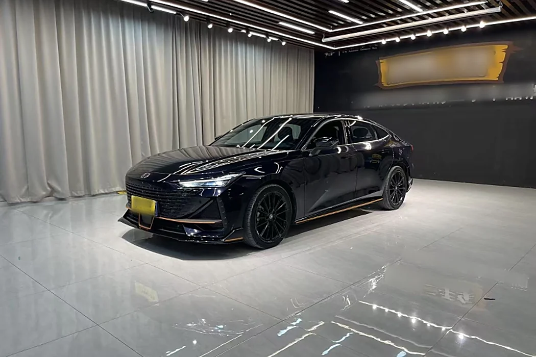 Changan UNI-V 2022 1.5T Sport Edition