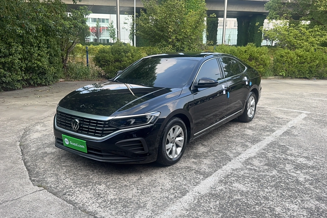 Volkswagen Passat 2022 280TSI Business Edition