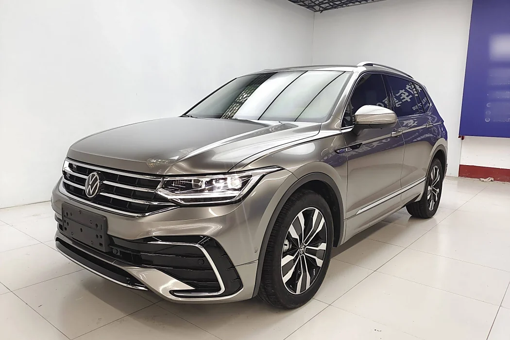 Volkswagen Tiguan L 2024 330TSI automatic two-wheel drive R-Line Premium edition