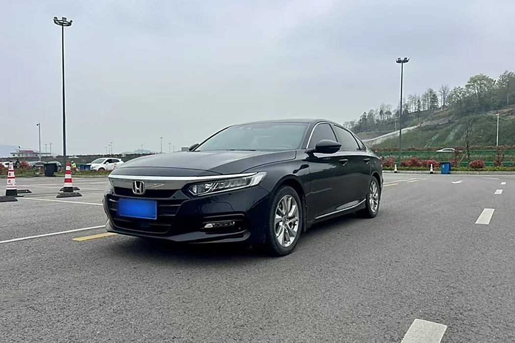 Honda Accord 2018 260TURBO Deluxe Edition Country V