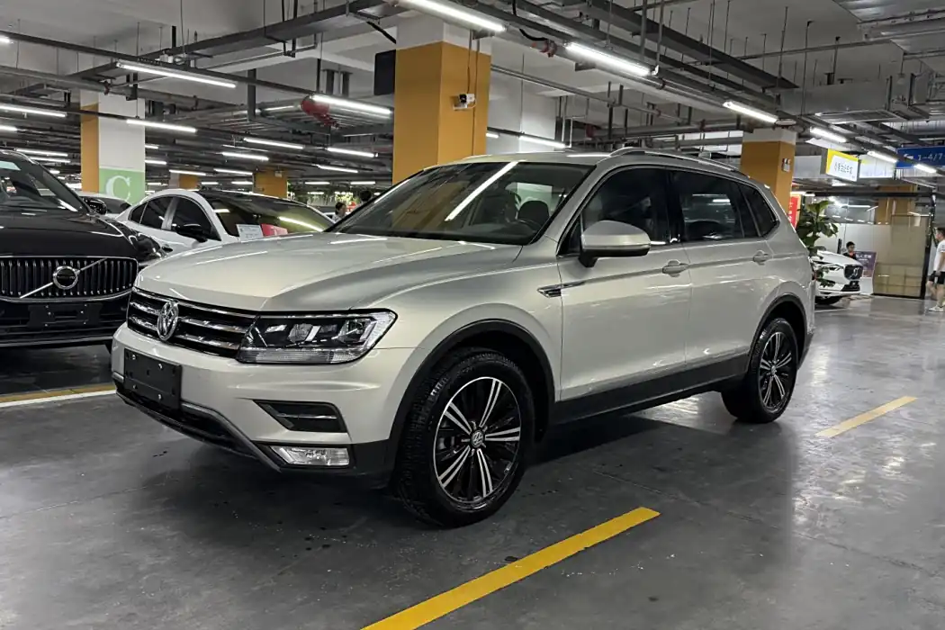 Volkswagen Tiguan L 2020 330TSI automatic two-wheel drive panoramic comfort version Country VI