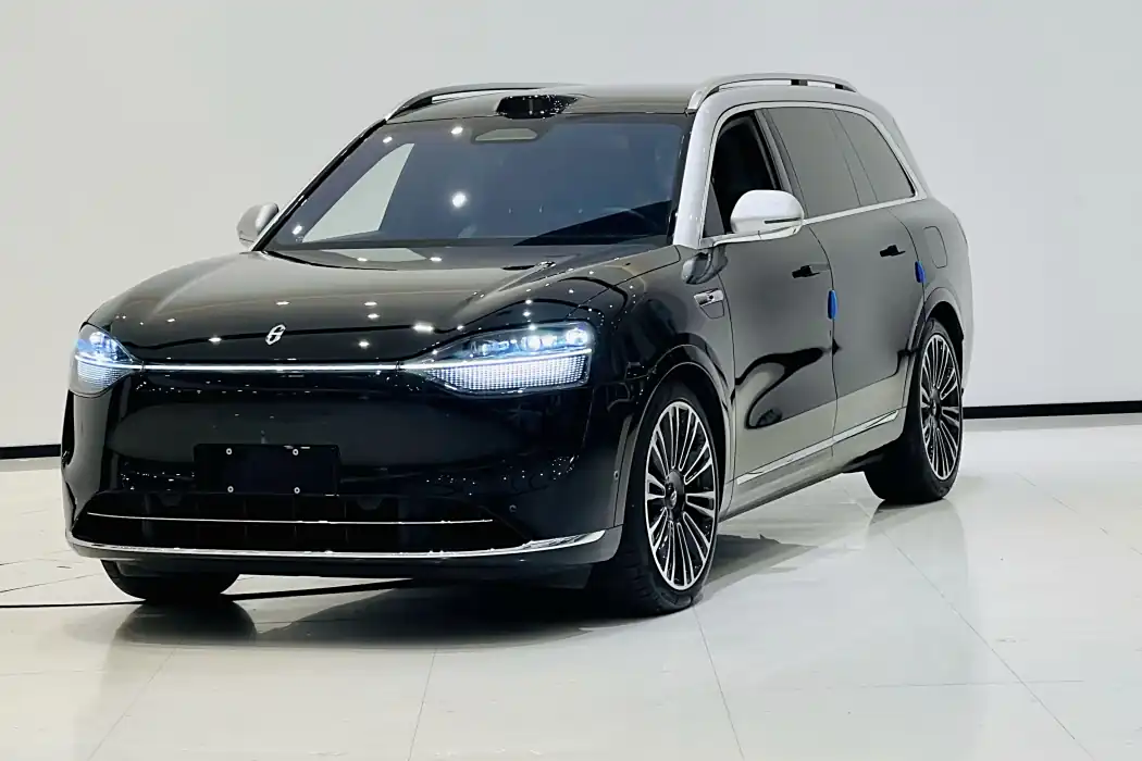 Hongmeng Zhixing Wenjie M9 2024 Extended Range Ultra Version 42kWh 6-seater Version