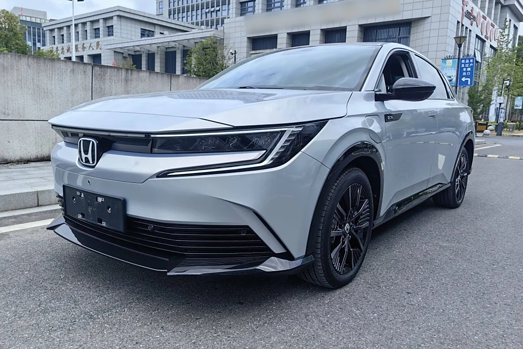 Honda e: NP2 Extreme 2 2024 Advanced Version