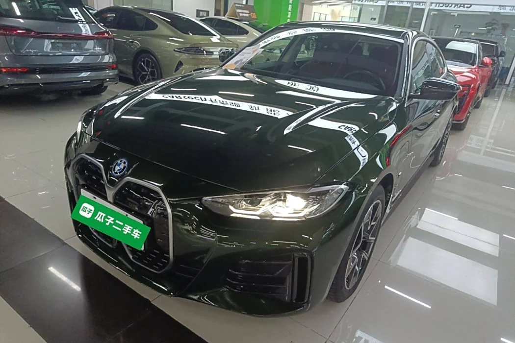 BMW i4 2023 eDrive35