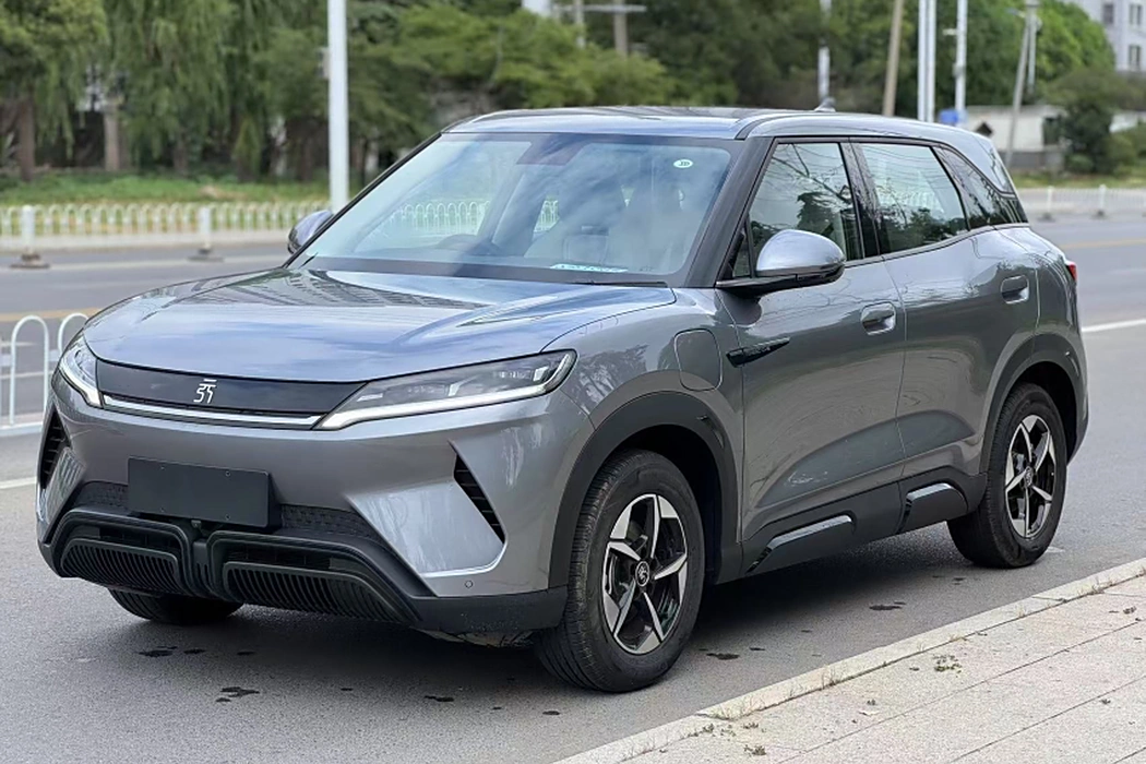 BYD Yuan UP 2024 model 301KM leading type