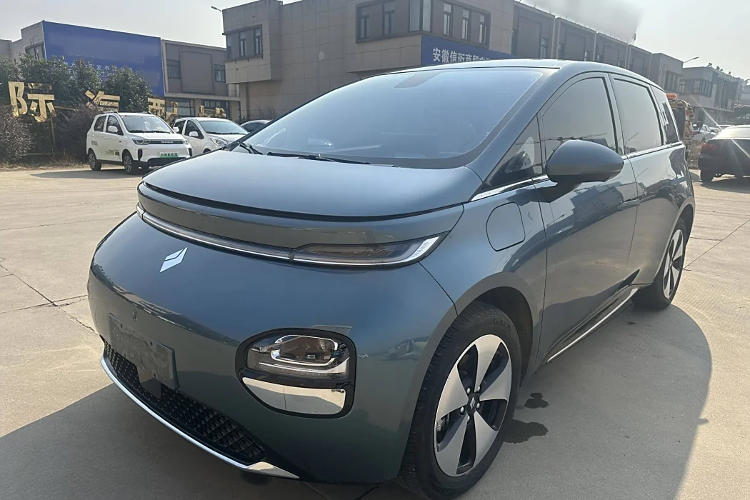 Baojun Yunduo 2023 Model 460 Max