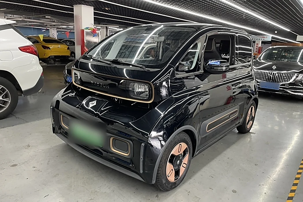Baojun E300 2020 Plus Star Smart Edition