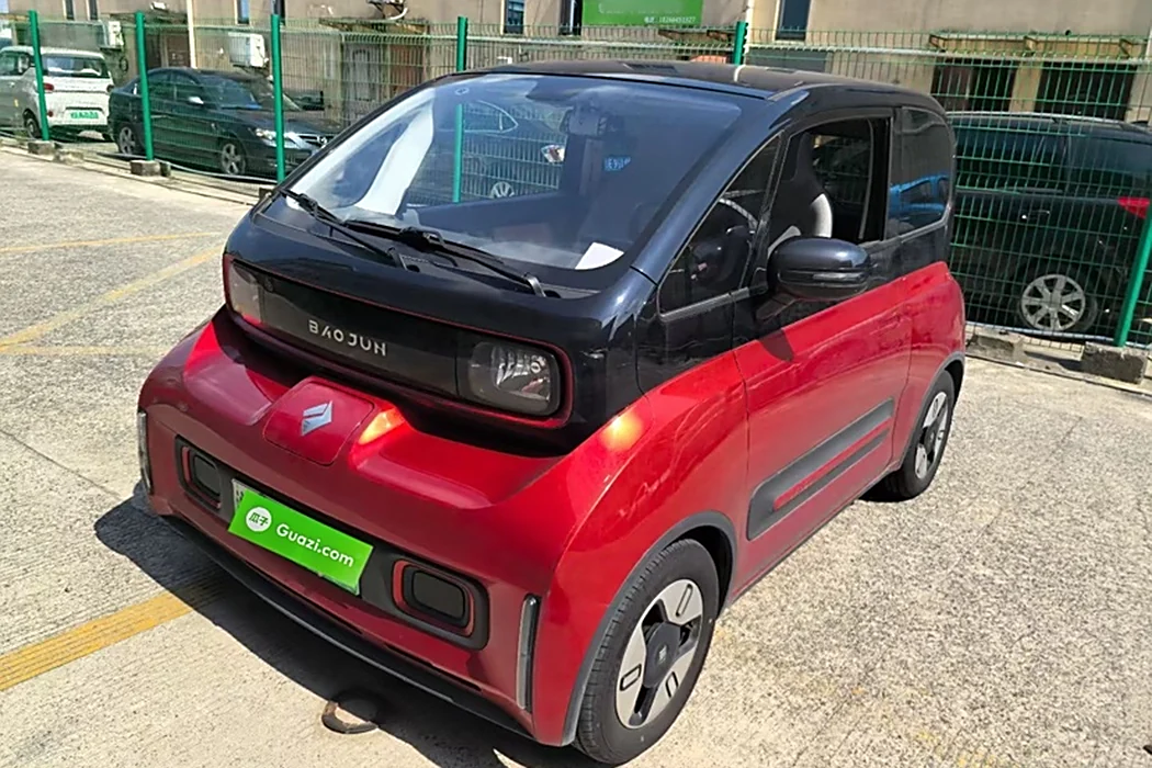 Baojun E300 2020 Plus Star Smart Edition