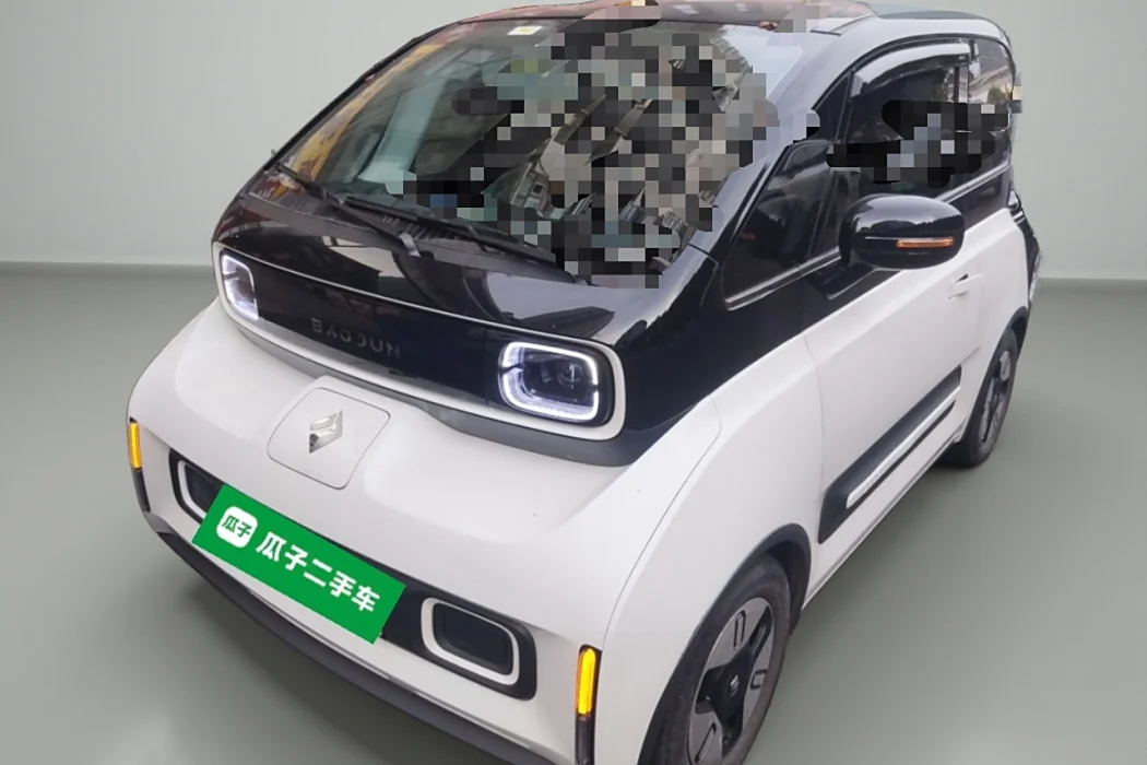 Baojun E300 2020 Plus Star Smart Edition