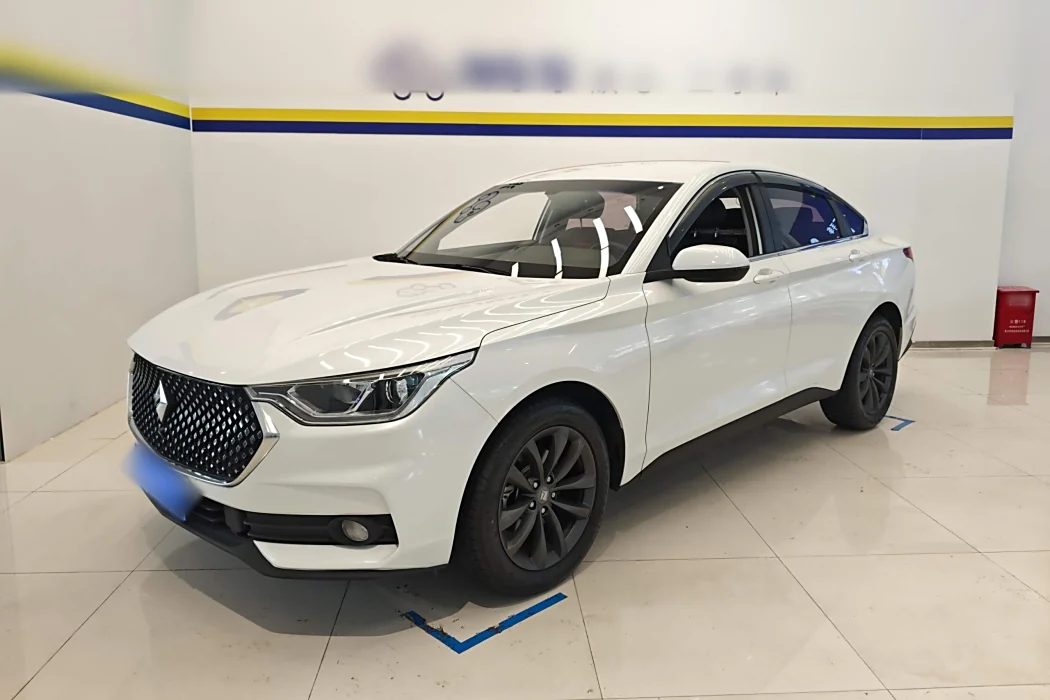 Baojun RC-6 2019 1.5T CVT 24-hour online luxury