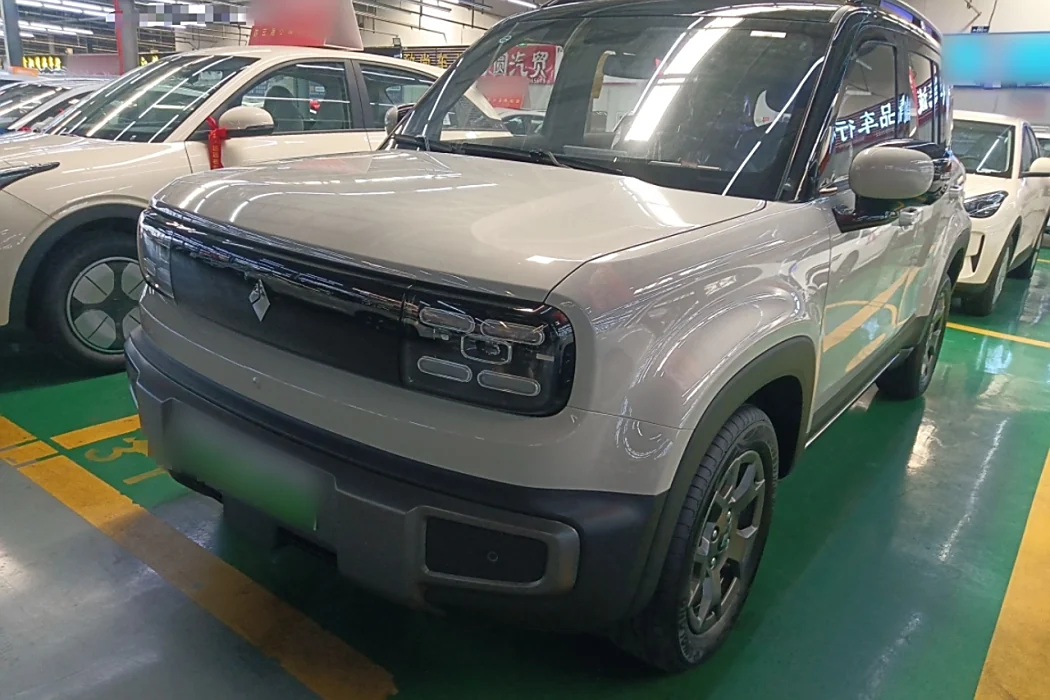 Baojunyue also Plus 2025 Ultimate Edition 5 Seats