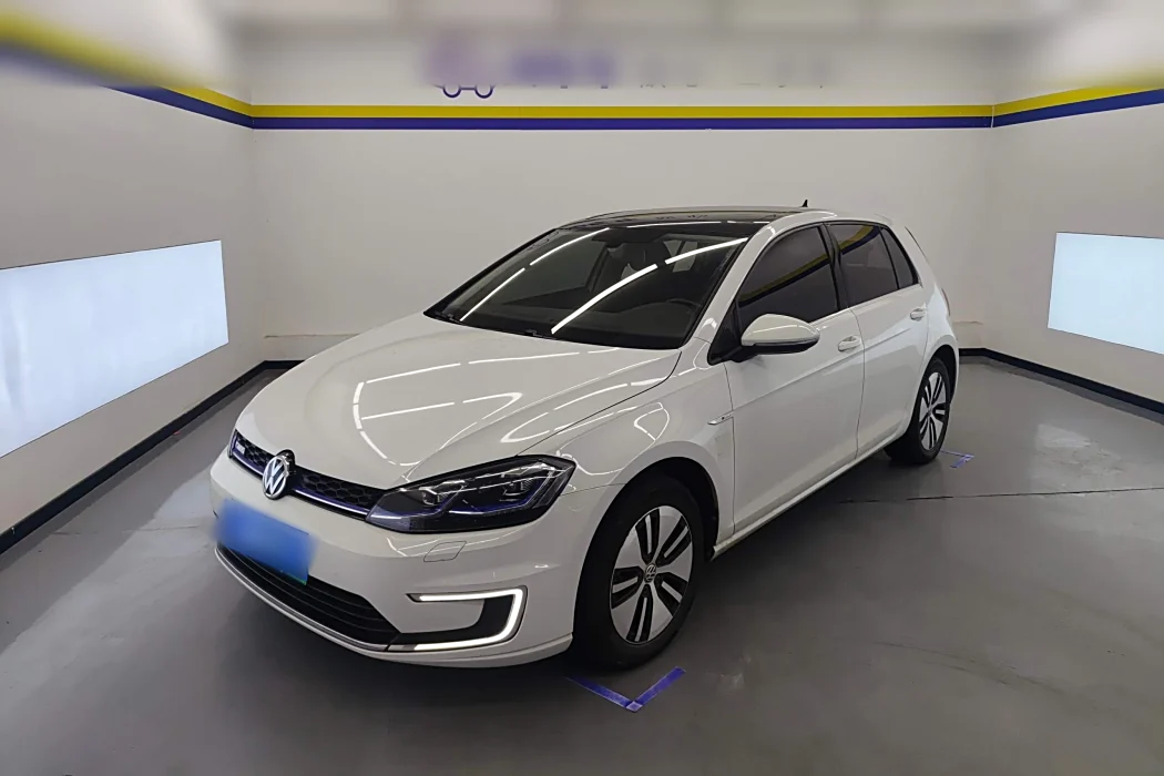 Volkswagen Golf*Pure Electric 2020 Chi
