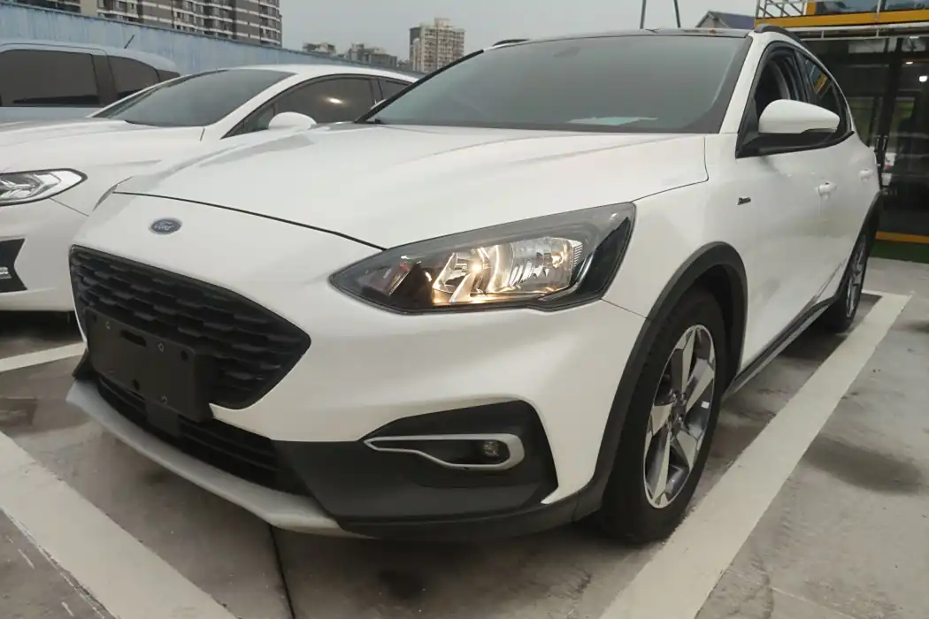 Ford Focus Active 2020 EcoBoost 180 Automatic Tide Type