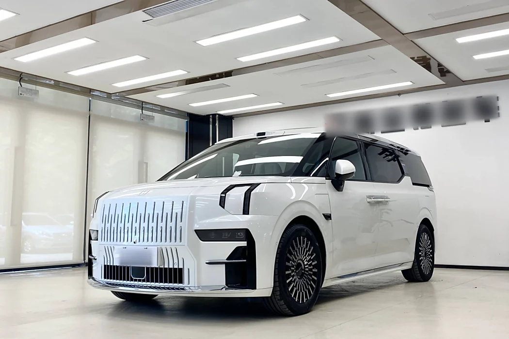 Extreme Krypton 009 2024 six-seater executive edition four-wheel drive 108kWh