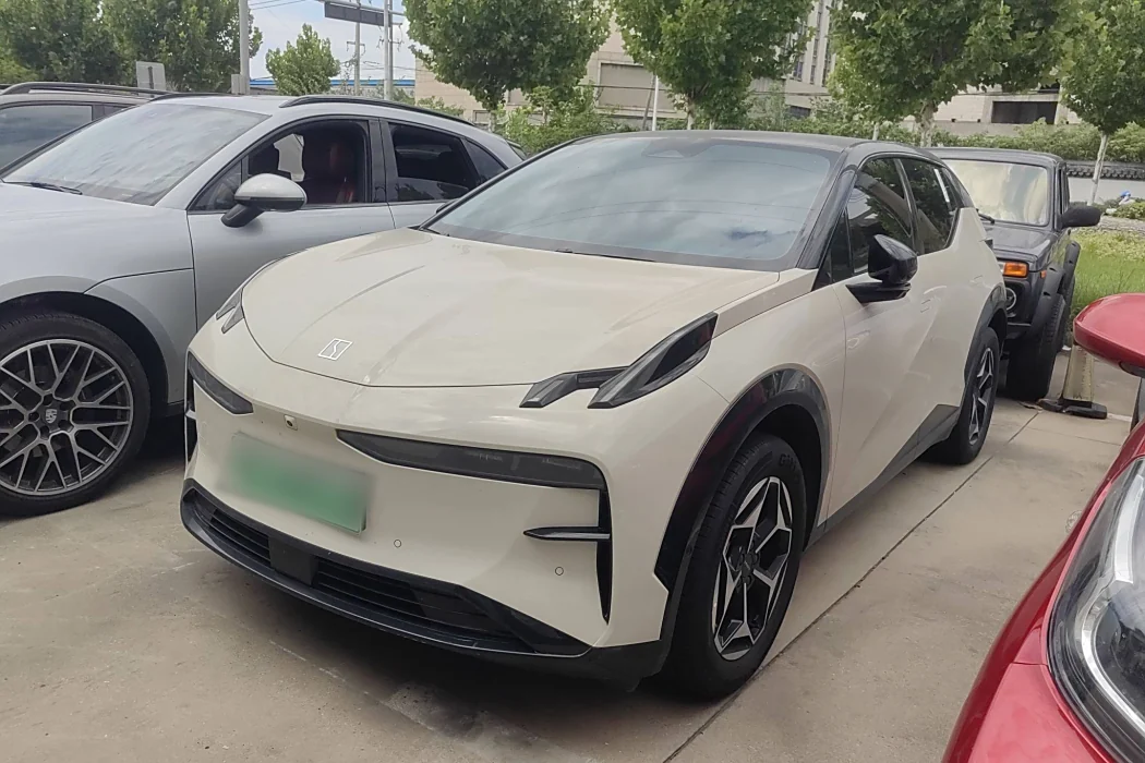 Extreme Krypton X 2025 five-seater rear-drive version
