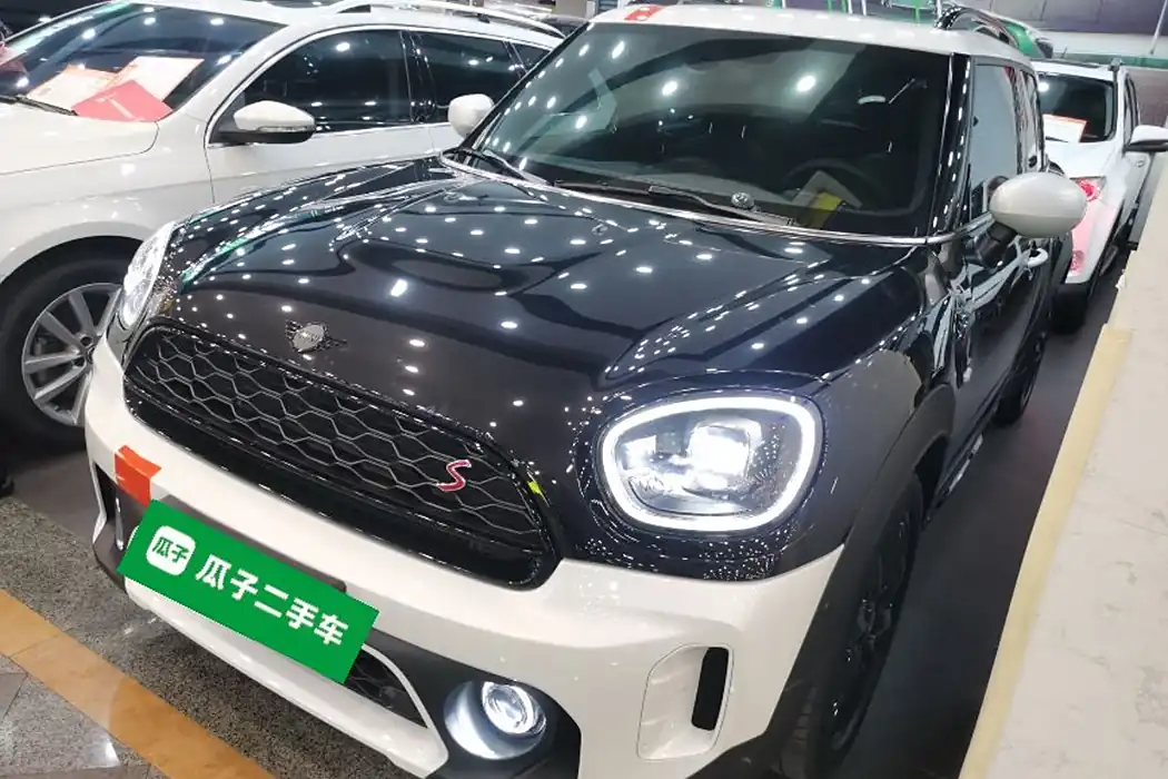 MINI Countryman 2023 facelift 2.0 T COOPER S ALL4 Blank Special Edition