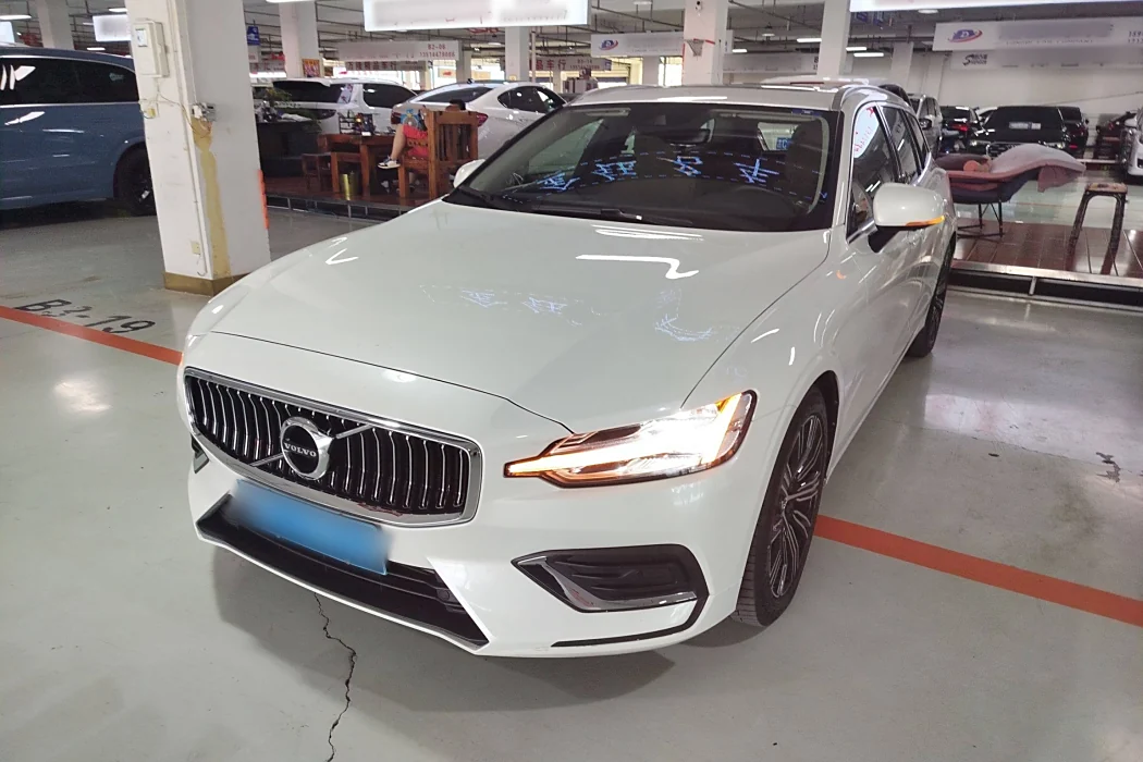 Volvo V60 2020 T5 Intelligent Luxury Edition