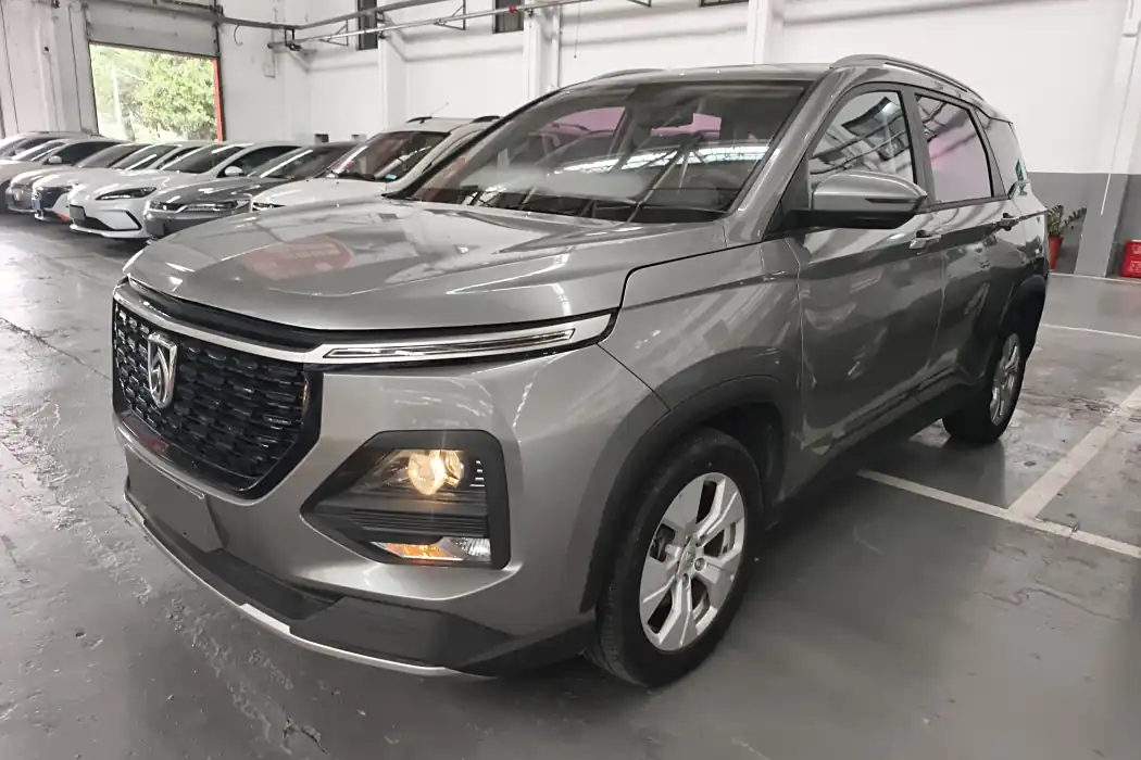 Baojun 530 2020 1.5T CVT luxury interconnected 5-seater