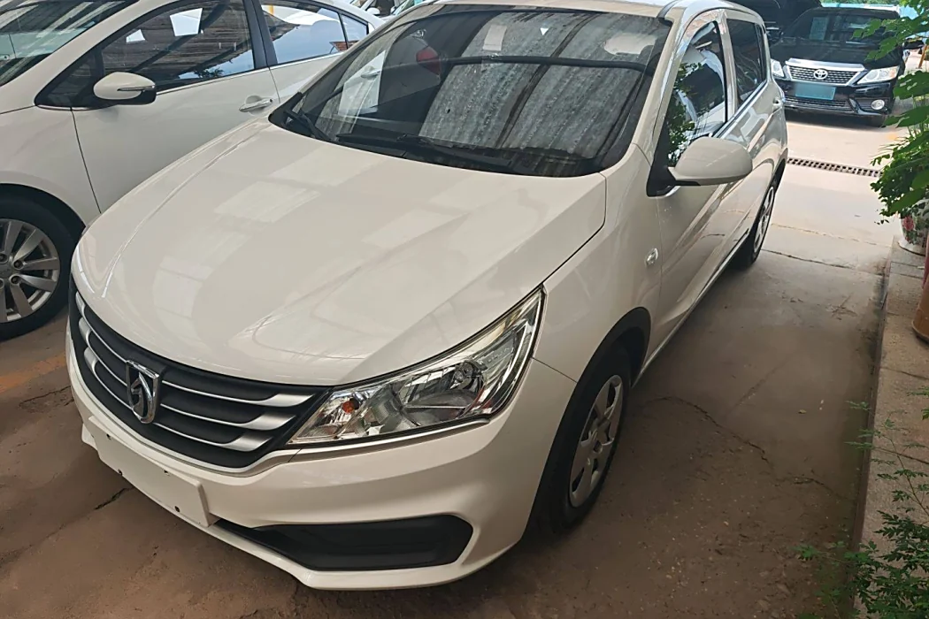 Baojun 310 2016 1.2L manual comfort type