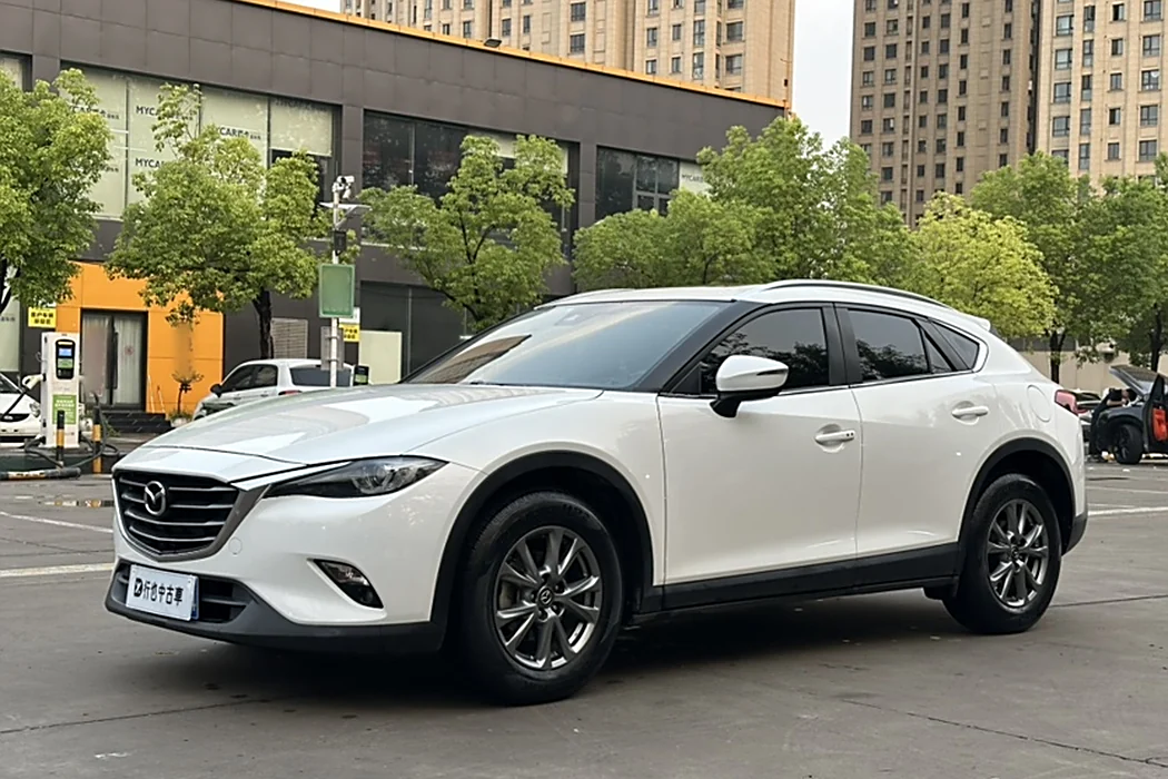 Mazda CX-4 2018 2.0L Automatic 2WD Blue Sky Leader State V