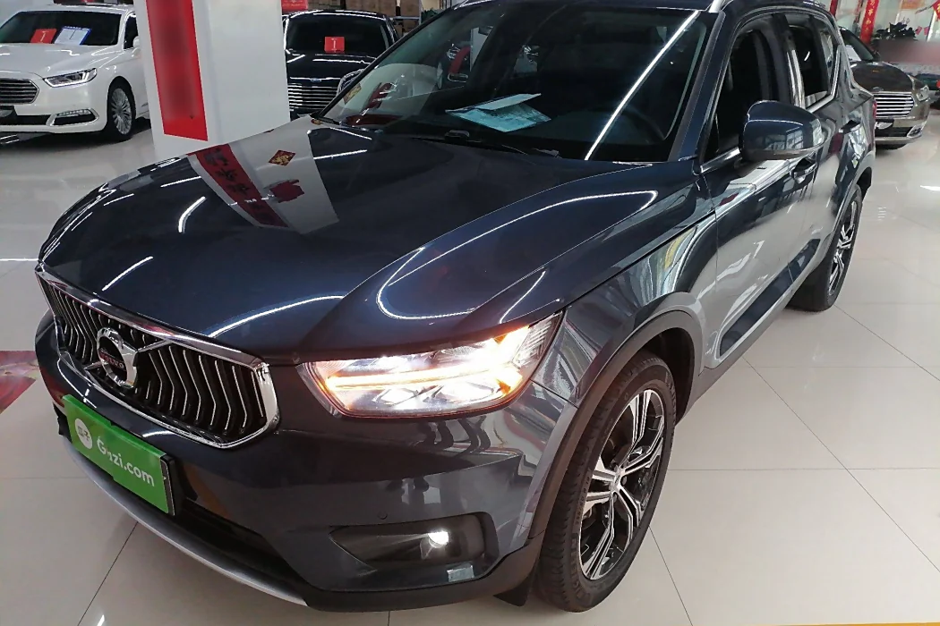 Volvo XC40 2021 T4 4WD Intelligent Luxury Edition