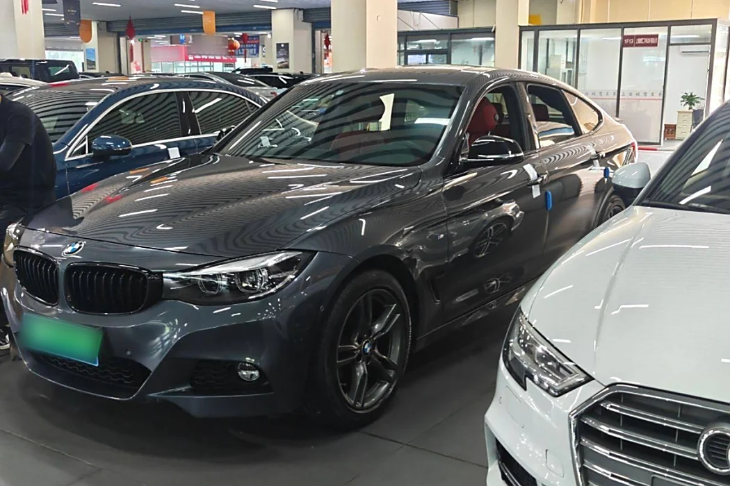 BMW 3 Series GT 2020 320i M Sport Obsidian Night Edition