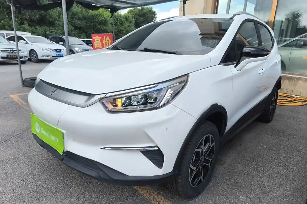 BYD Yuan Pro 2023 401KM Luxury model