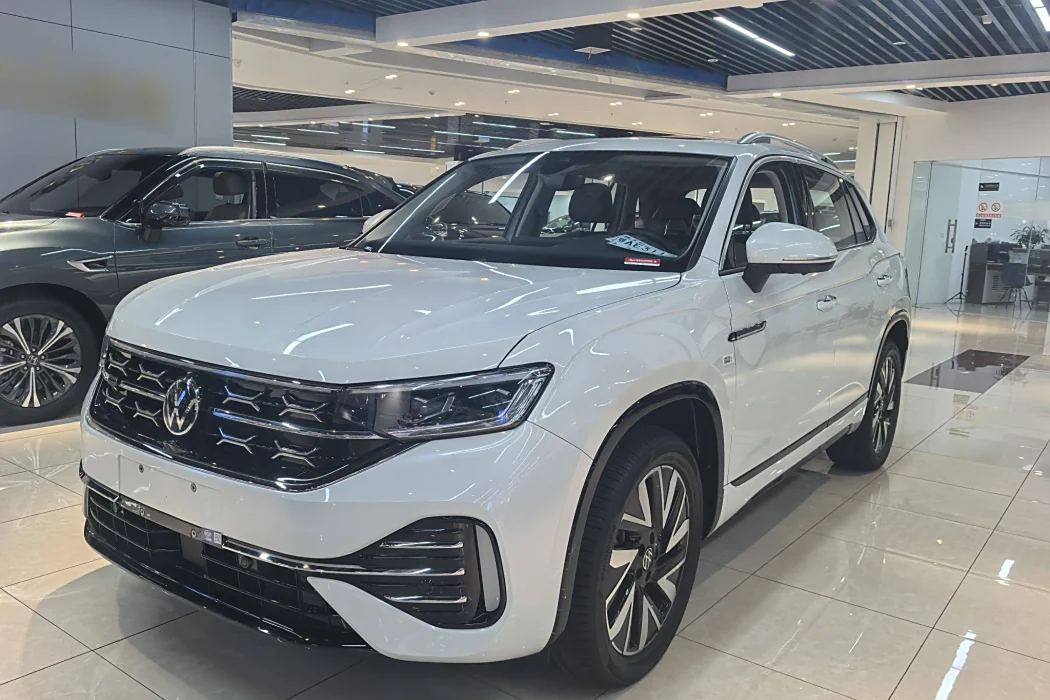 Volkswagen Tanyue 2023 facelift 380TSI four-wheel drive R-Line high-energy version