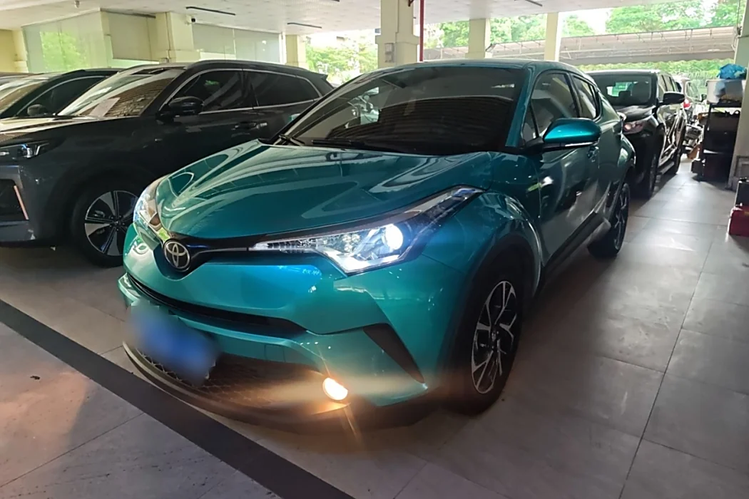 Toyota C-HR 2018 2.0L Leader Edition State V