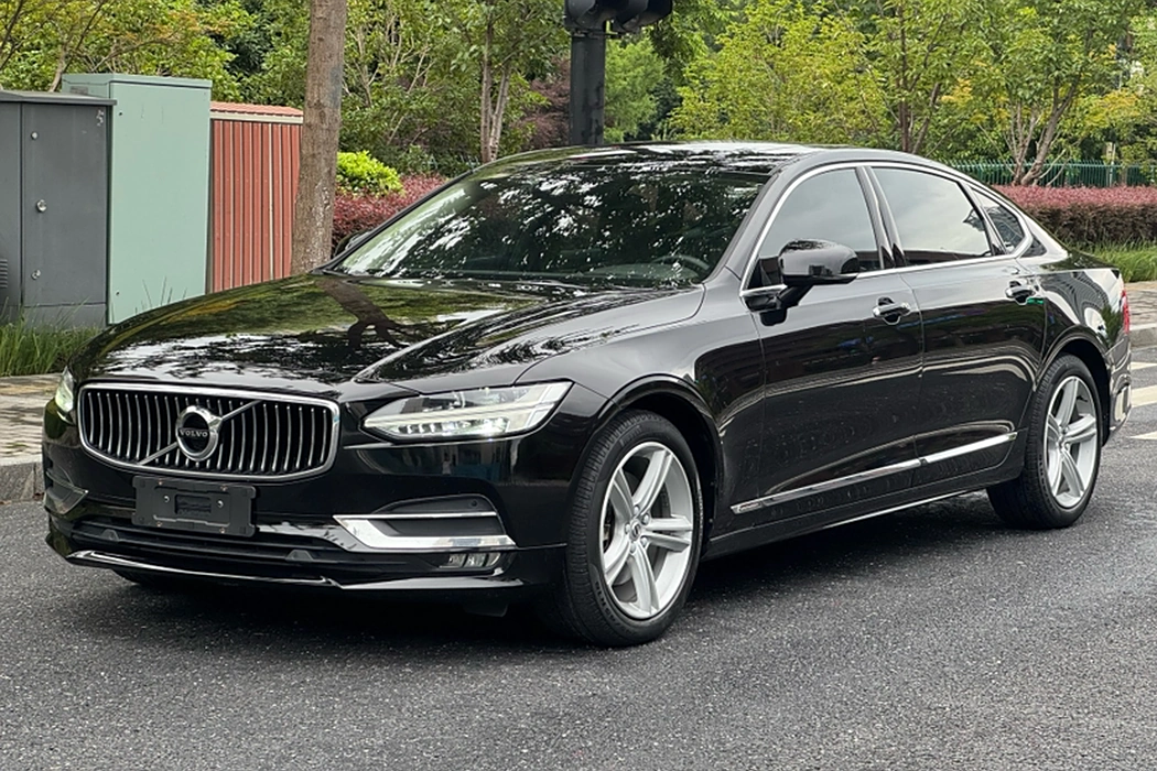 Volvo S90 2019 T5 Smart Edition